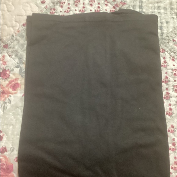 Yellowstone “ BETH “ T’ Shirt NEW - Picture 2 of 3